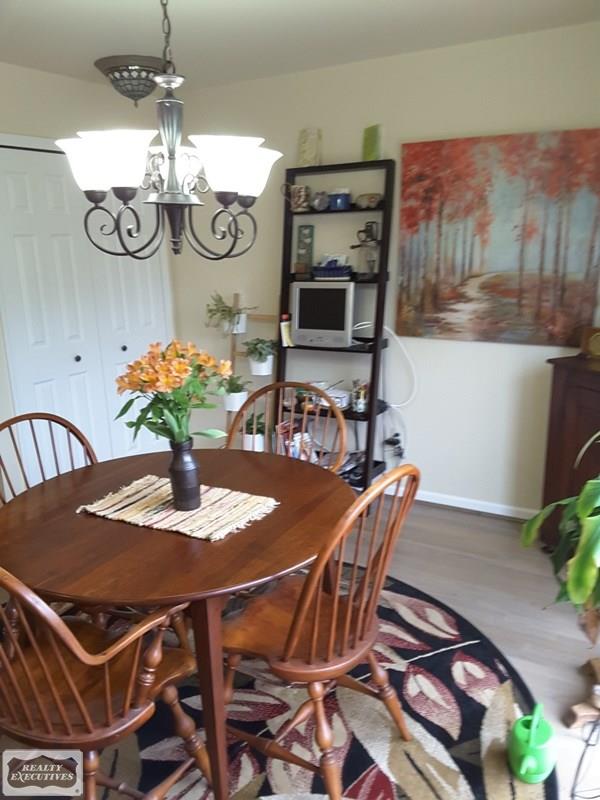 517 Victoria Lane Romeo, MI 48065 - Photo 11 of 35 31333421-10.JPG