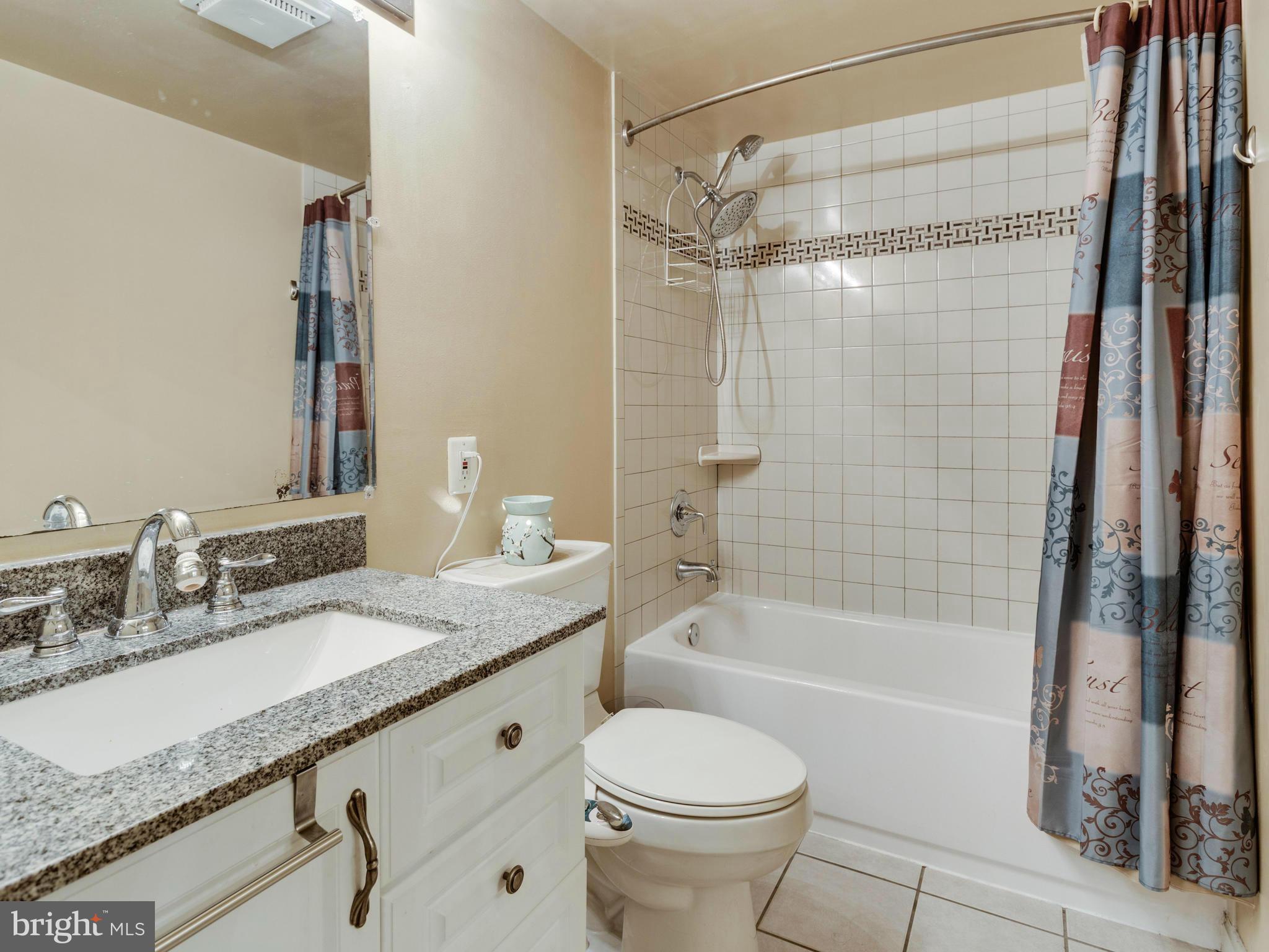 8484 Magic Tree Court Springfield, VA 22153 - Photo 19 of 30 Bath