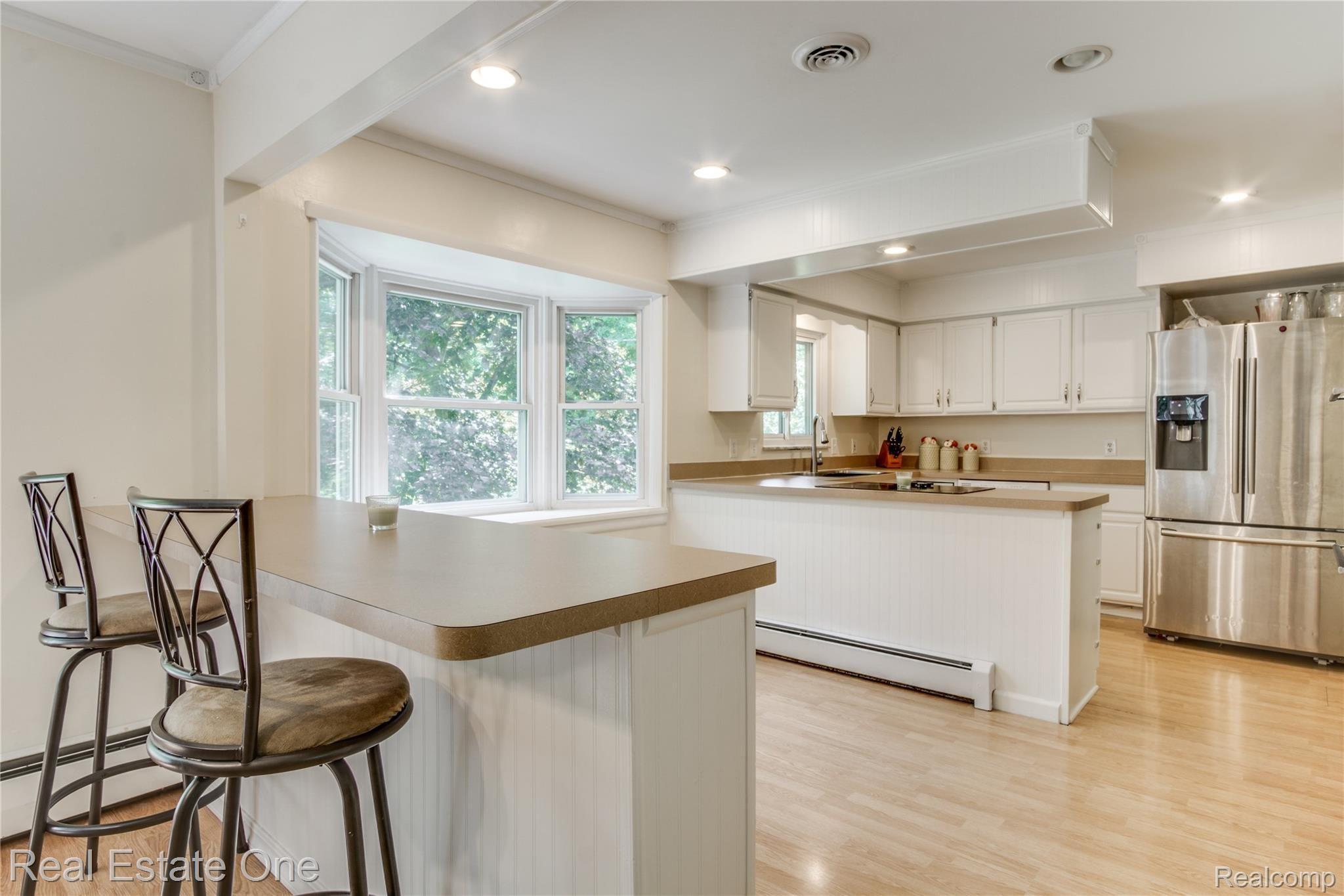 445 Martindale Road Milford, MI 48381 - Photo 31 of 52 Interiors (9 of 33).jpg