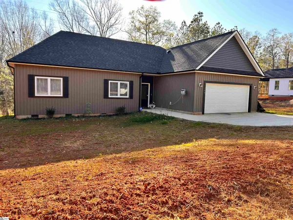$305,000 | 706 Carolyn Drive, Clinton, SC 29325