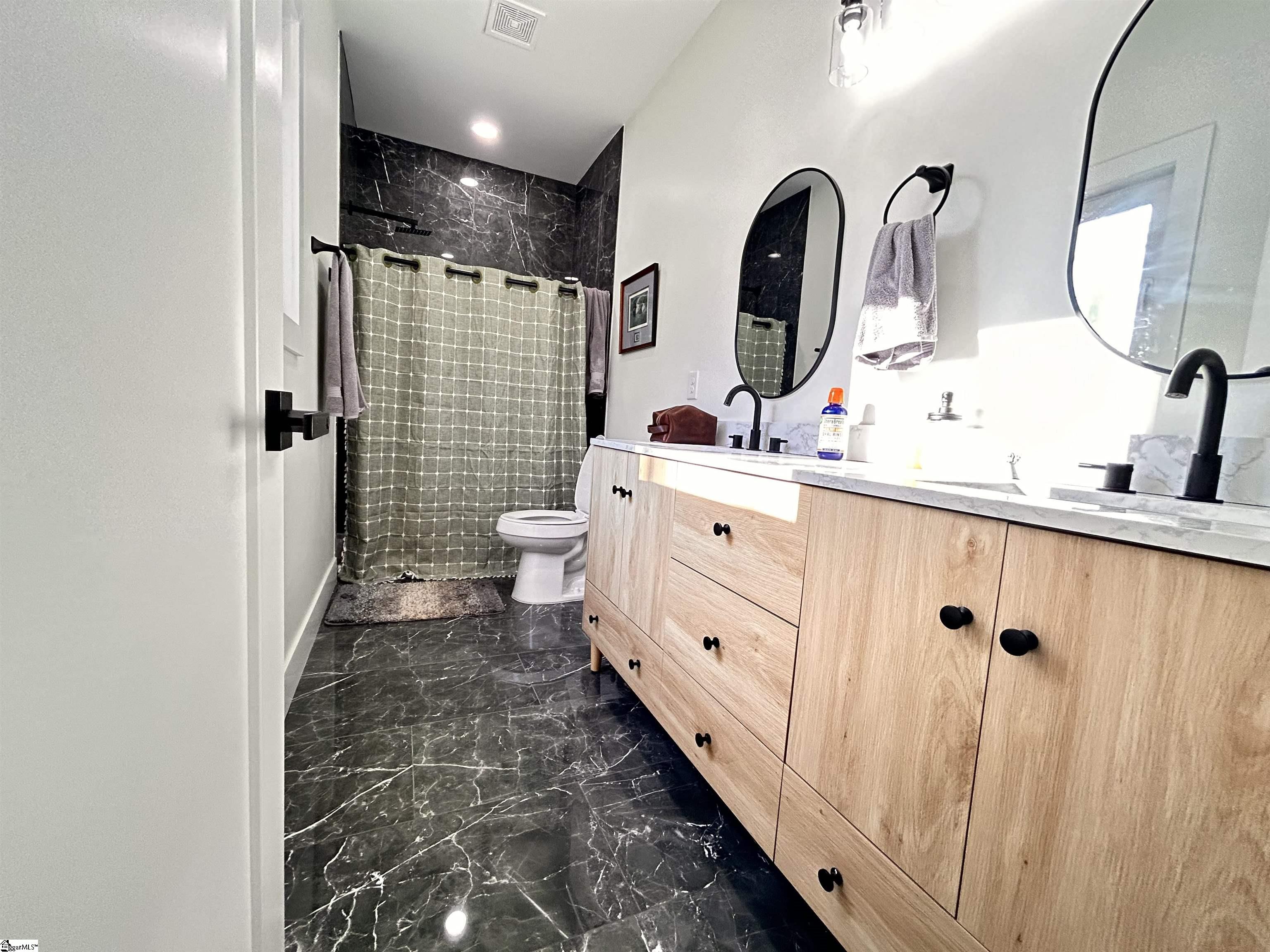 706 Carolyn Drive Clinton, SC 29325 - Photo 15 of 16