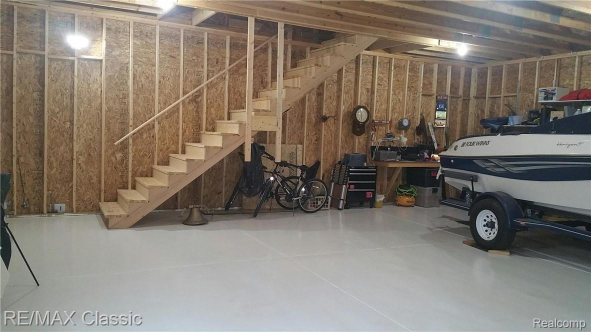 4860 Harvey Lake Road Highland, MI 48356 - Photo 12 of 57 Garage 1.jpg
