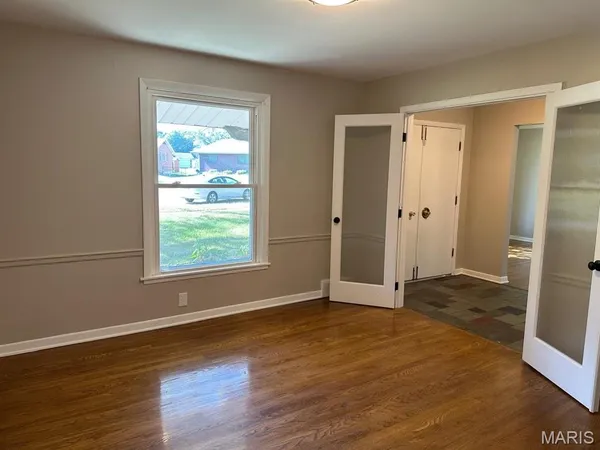 $2,295 | 7 Dana Drive, Florissant, MO 63033