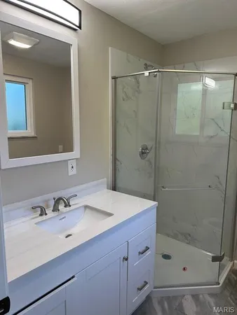 $2,295 | 7 Dana Drive, Florissant, MO 63033