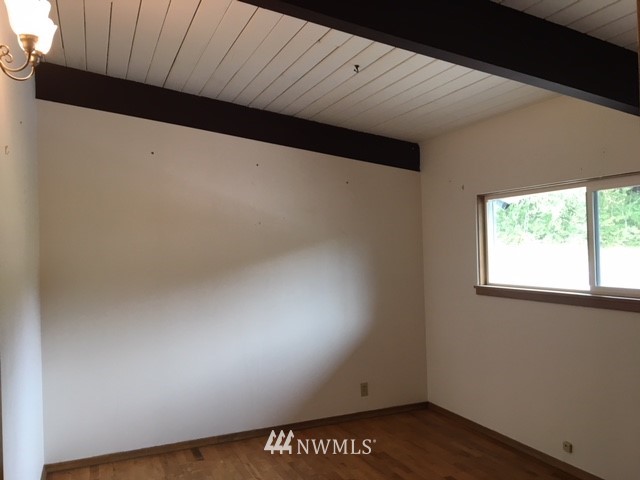 4609 Anaco Beach Road Anacortes, WA 98221 - Photo 4 of 8 Gallery Image 4