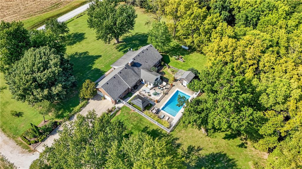 12692 Elm Park Road Lexington, MO 64067 - Photo 43 of 51 Gallery Image 43