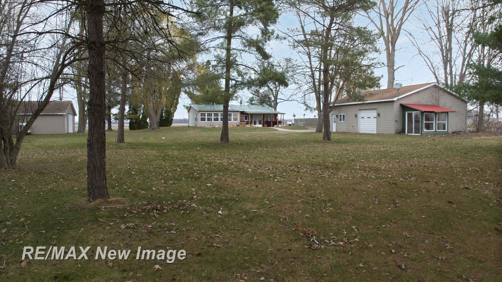 1435 West Fry Road Burt, MI 48417 - Photo 35 of 53