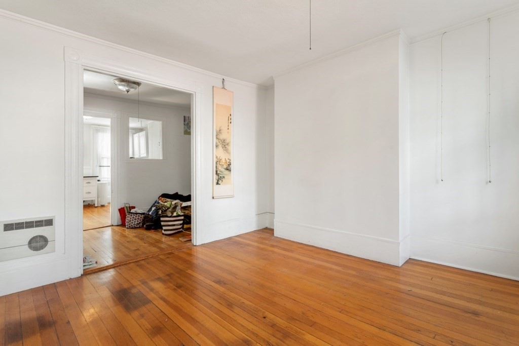 72 North Margin Street Boston, MA 02113 - Photo 20 of 42 wooden floor in an empty room
