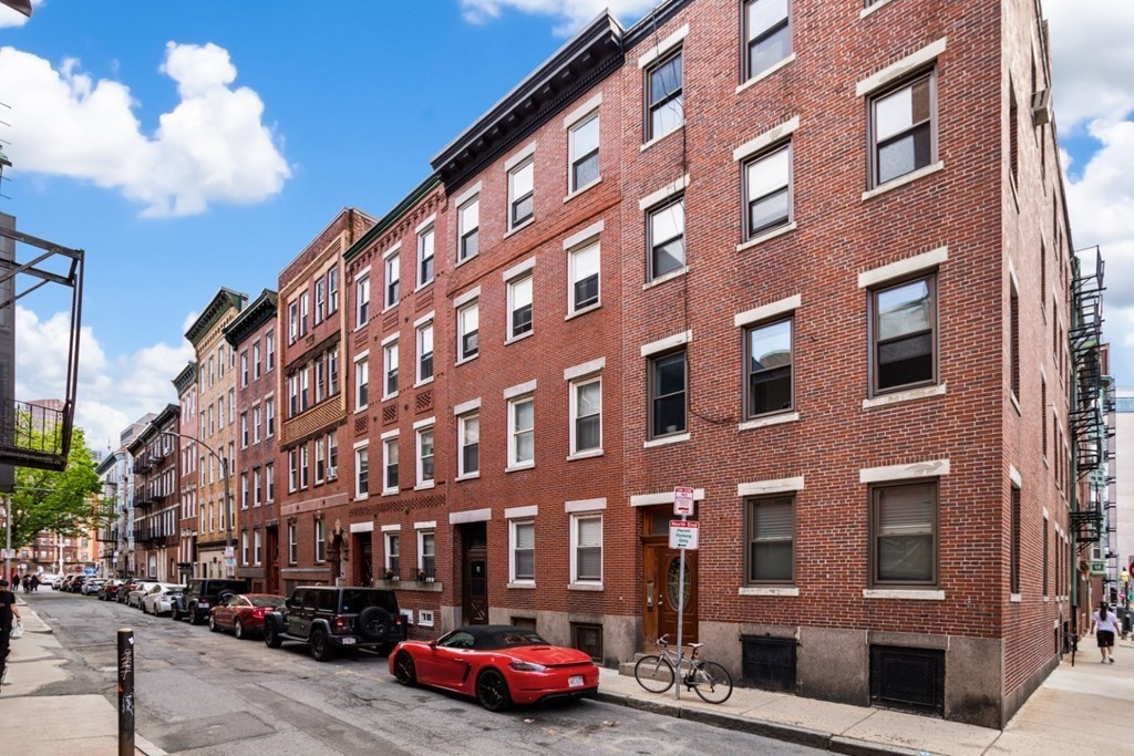72 North Margin Street Boston, MA 02113 - Photo 2 of 42 a city street lined with buildings and cars