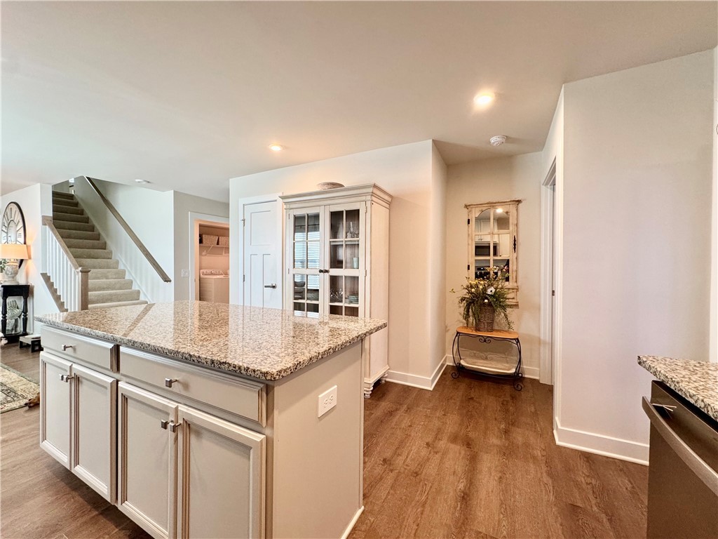 402 Camarillo Lane Anderson, SC 29621 - Photo 17 of 36 Kitchen