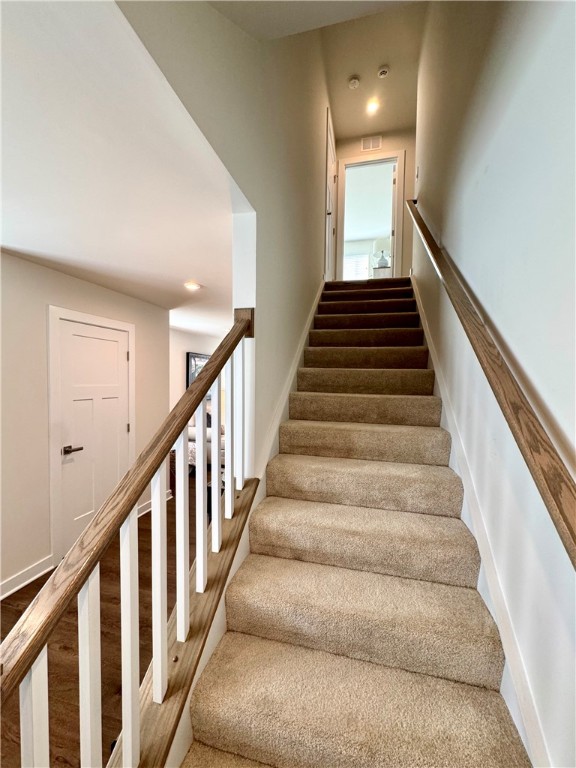 402 Camarillo Lane Anderson, SC 29621 - Photo 27 of 36 Stairs