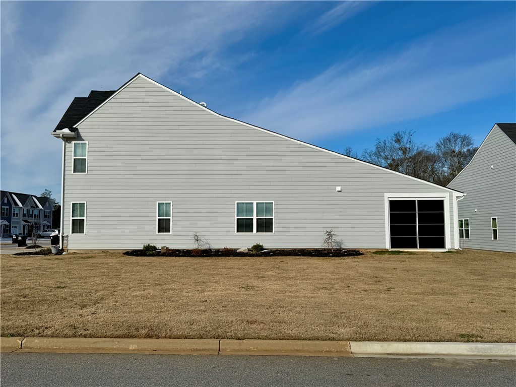 402 Camarillo Lane Anderson, SC 29621 - Photo 5 of 36 Side View