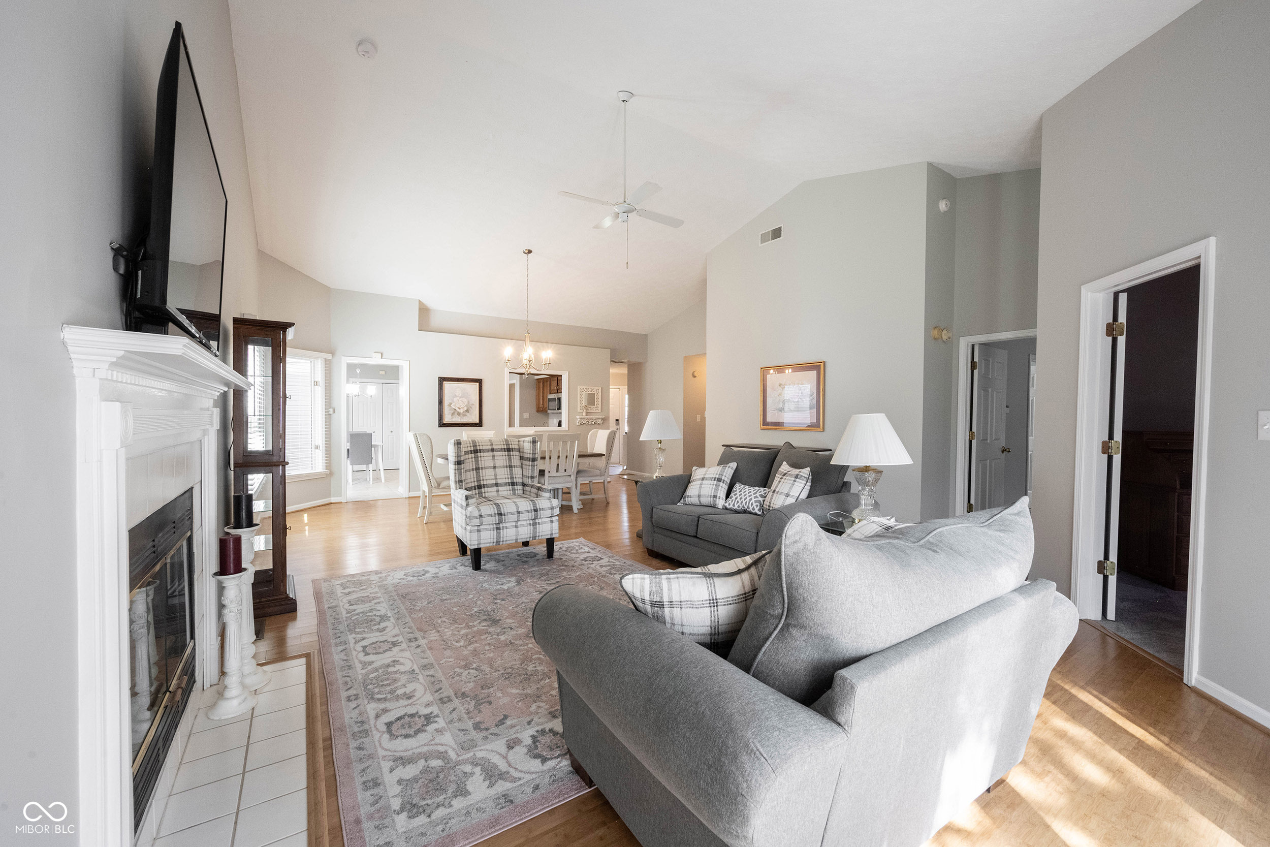 9303 Aintree Drive Indianapolis, IN 46250 - Photo 14 of 44