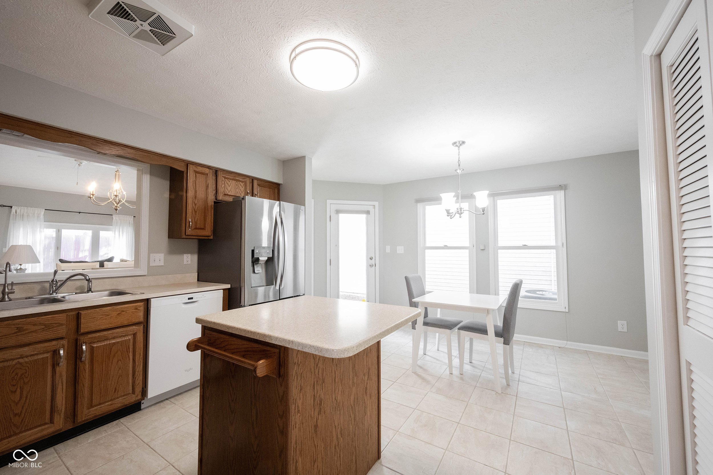 9303 Aintree Drive Indianapolis, IN 46250 - Photo 16 of 44