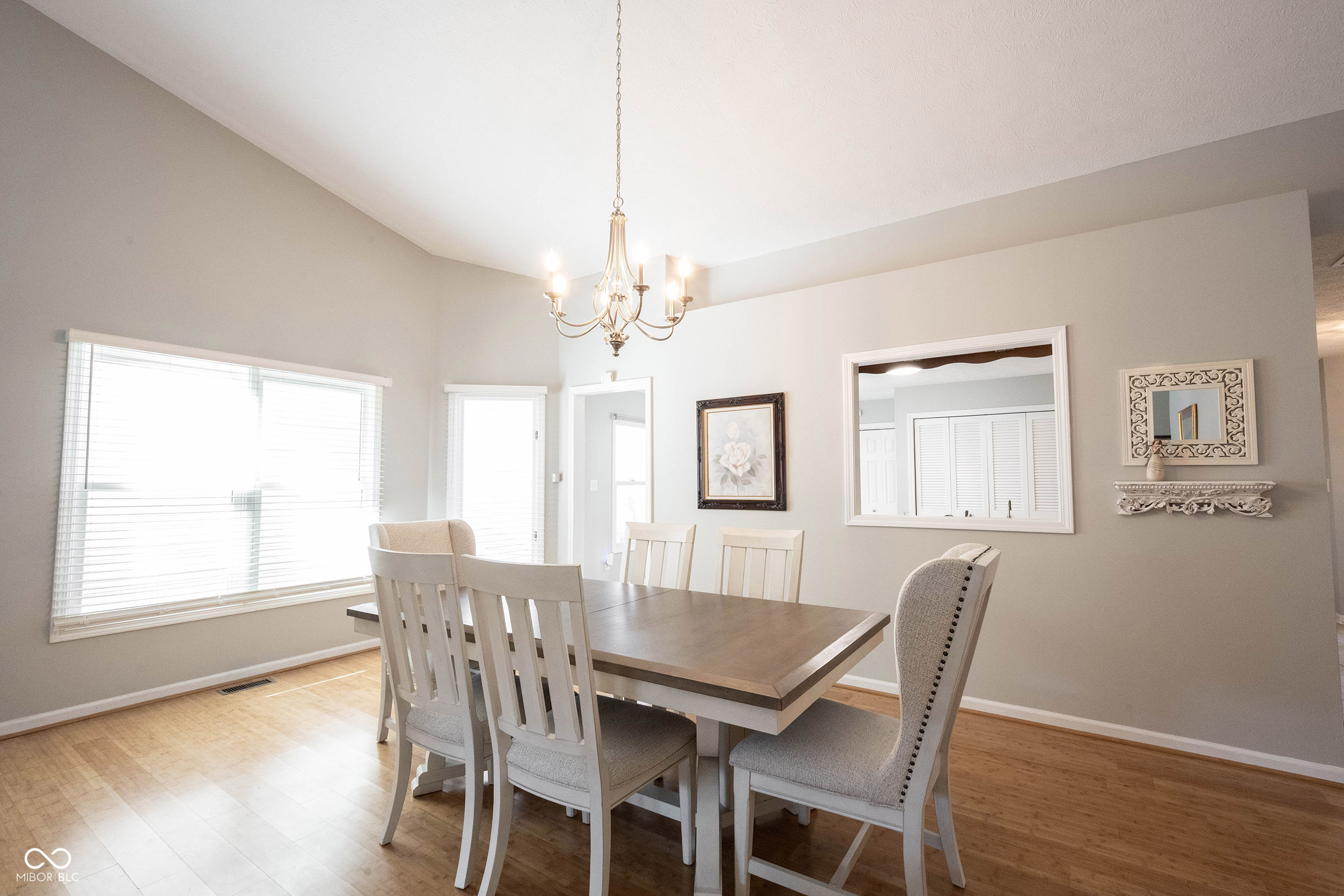 9303 Aintree Drive Indianapolis, IN 46250 - Photo 8 of 44