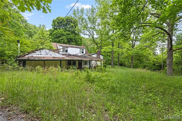 $800,000 | 3700 Pioneer Drive, Imperial, MO 63052