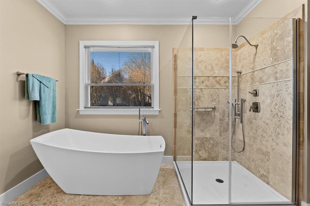 7500 Bethel View Court Oak Ridge, NC 27310 - Photo 26 of 47 Primary Bath