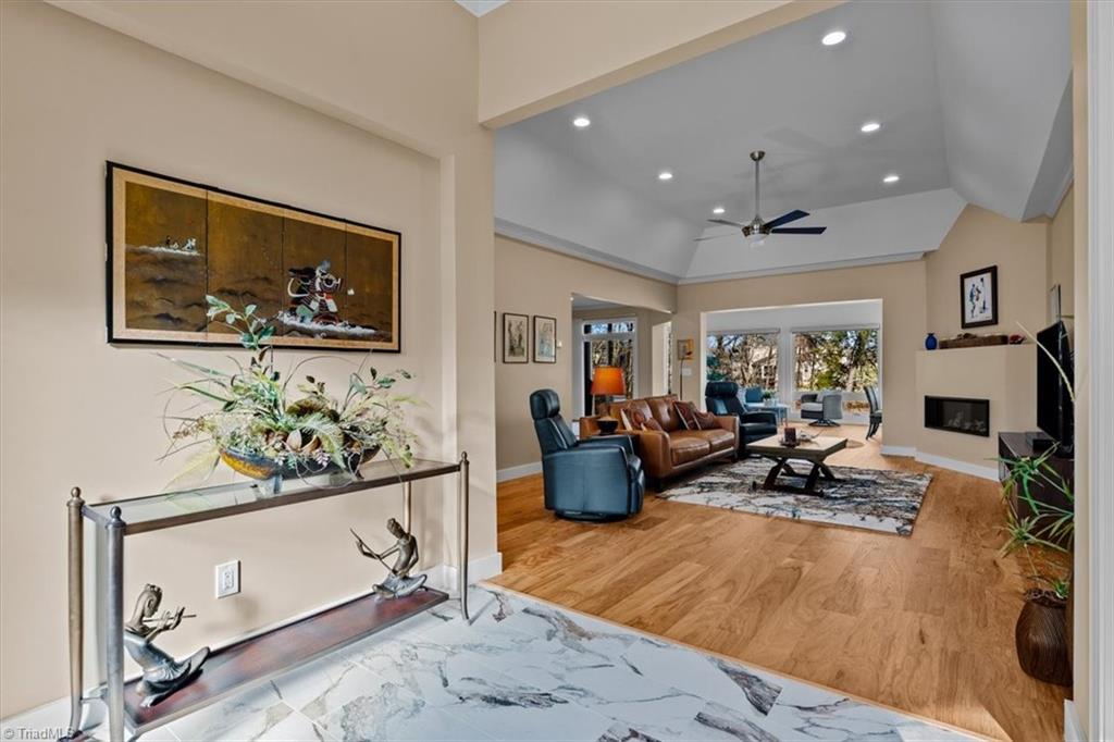 7500 Bethel View Court Oak Ridge, NC 27310 - Photo 5 of 47 Entry