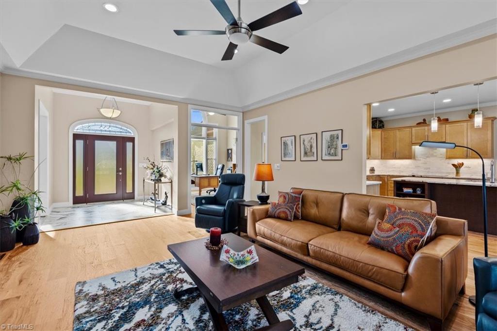 7500 Bethel View Court Oak Ridge, NC 27310 - Photo 7 of 47 Living Room