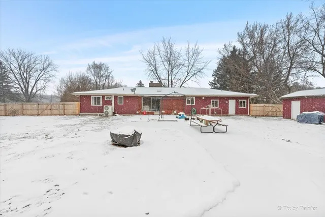 $365,000 | 6045 South Prairie Drive, Morris, IL 60450