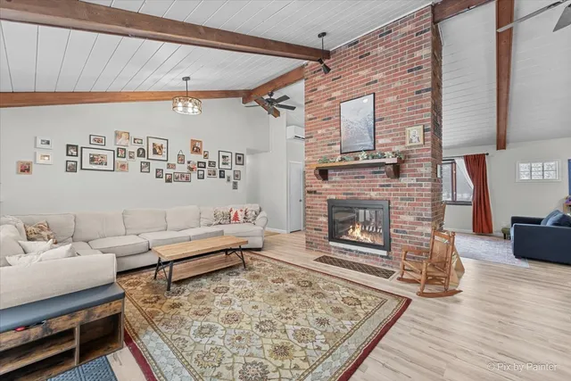 $365,000 | 6045 South Prairie Drive, Morris, IL 60450