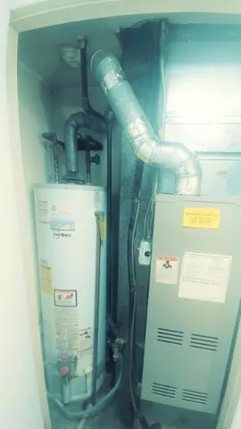 $1,890 | 2 Tower Court, Downers Grove, IL 60516