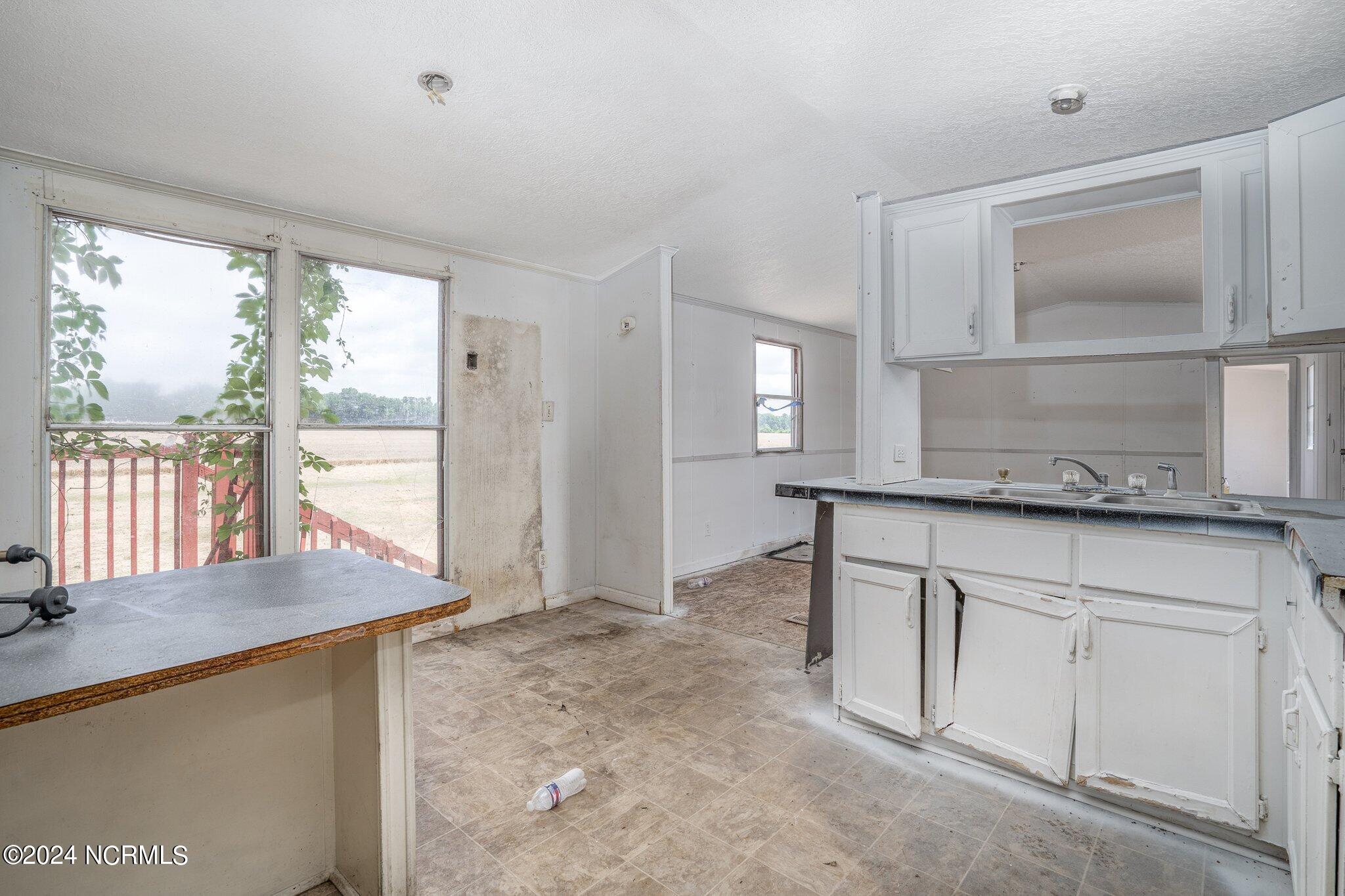 2654 Leggett Road Rocky Mount, NC 27801 - Photo 8 of 46 008-2654LeggettRoad-RockyMount-NC-27801-