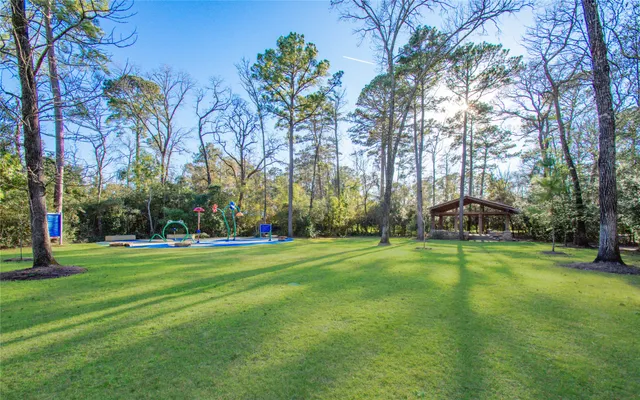 $3,300 | 19 Canterborough Place, Tomball, TX 77375