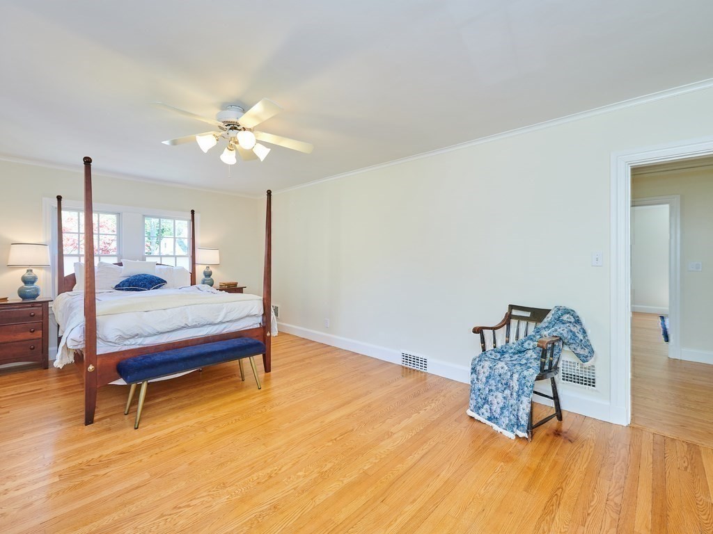 249 Beverly Road Brookline, MA 02467 - Photo 16 of 42 Gallery Image 16