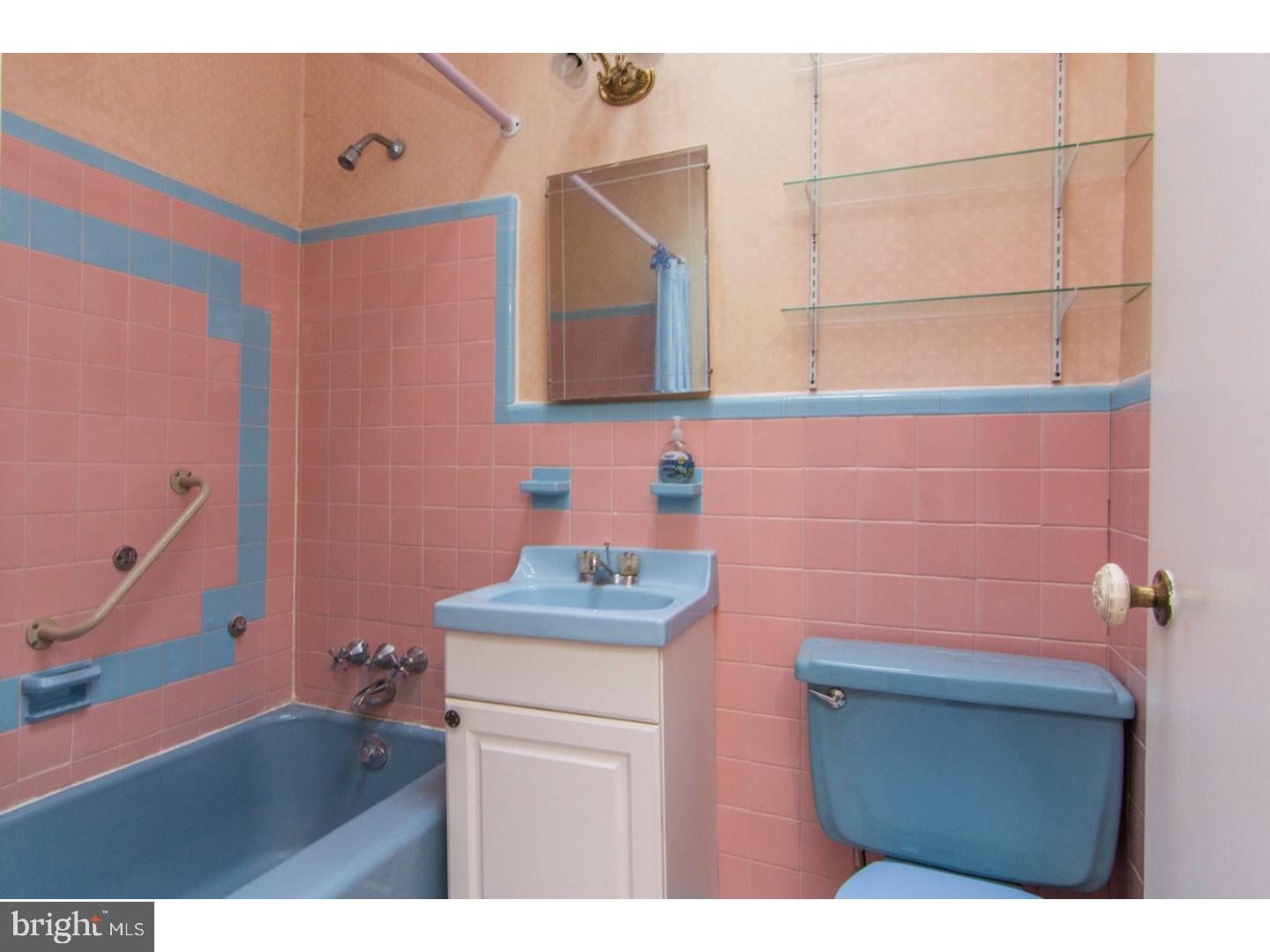 977 Vernon Road Philadelphia, PA 19150 - Photo 19 of 24 Gallery Image 19
