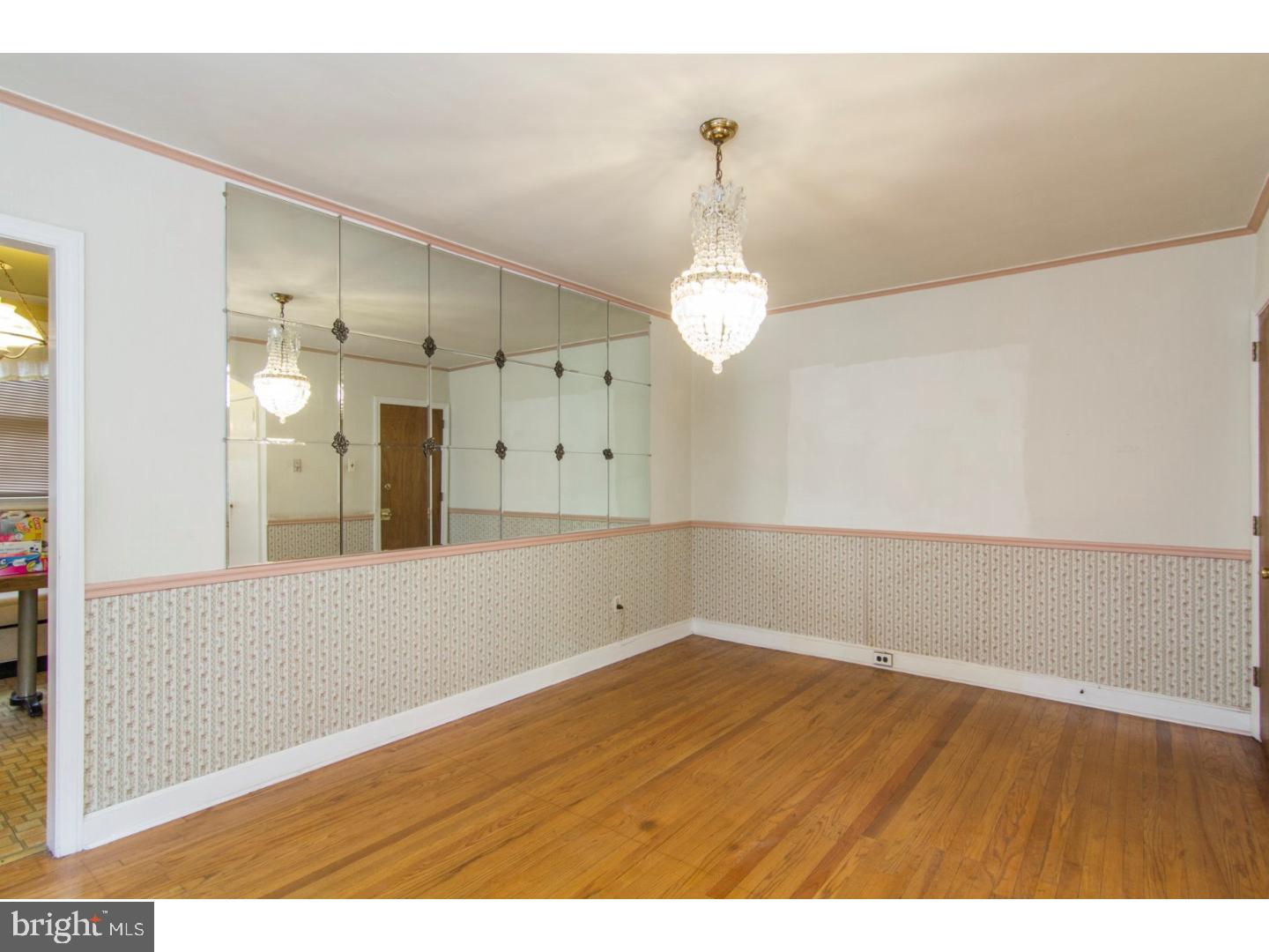 977 Vernon Road Philadelphia, PA 19150 - Photo 6 of 24 Gallery Image 6
