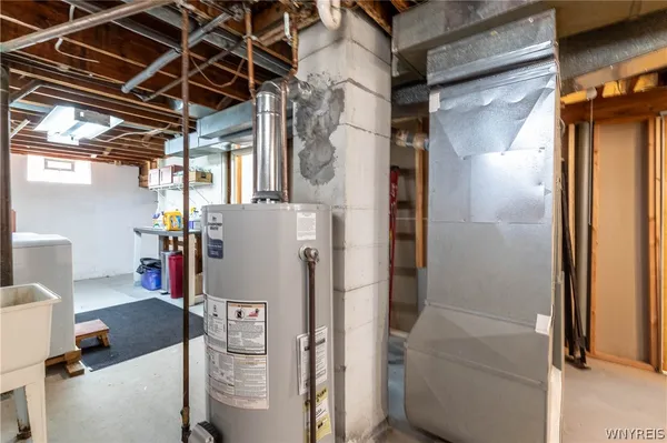 $259,900 | 44 Dover Drive, West Seneca, NY 14224