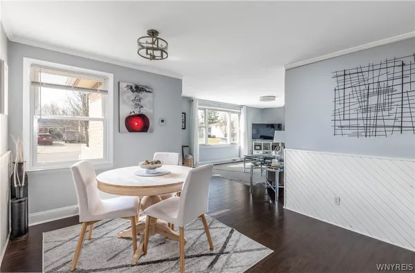 $259,900 | 44 Dover Drive, West Seneca, NY 14224