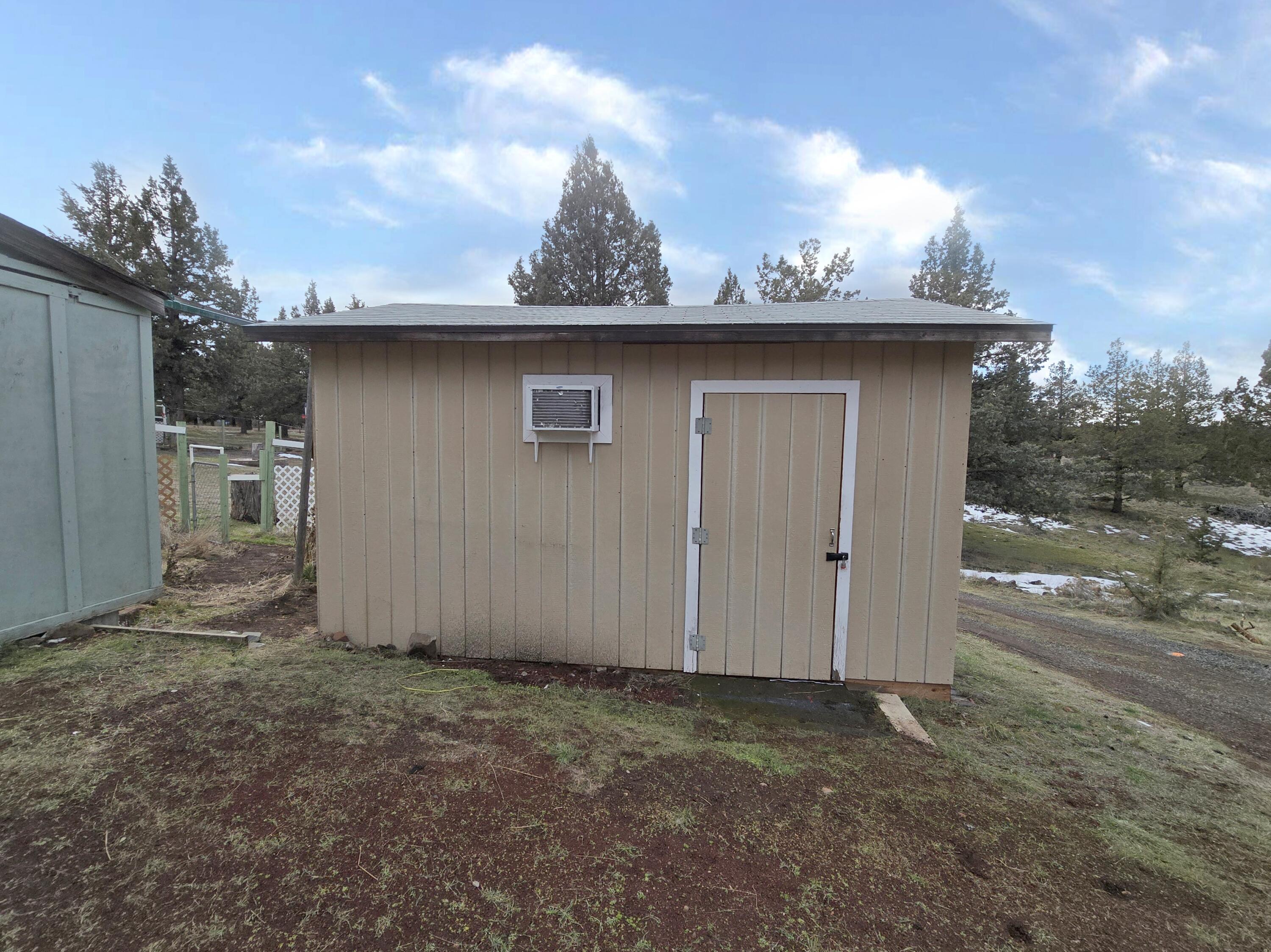 9701 Southwest Shad Road Terrebonne, OR 97760 - Photo 23 of 28 20240227_130738