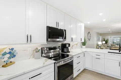 $329,000 | 1415 Southwest 27th Avenue, Unit 104, Delray Beach, FL 33445