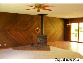 7767 Kunz Road Rochester, IL 62563 - Photo 3 of 5
