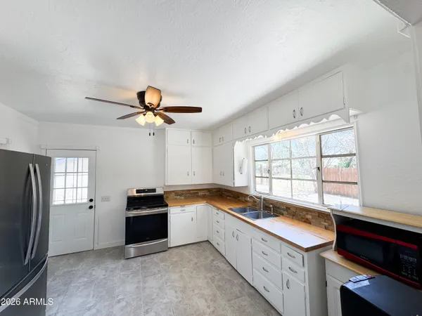 $269,000 | 44 West 100 North Street, Pima, AZ 85543