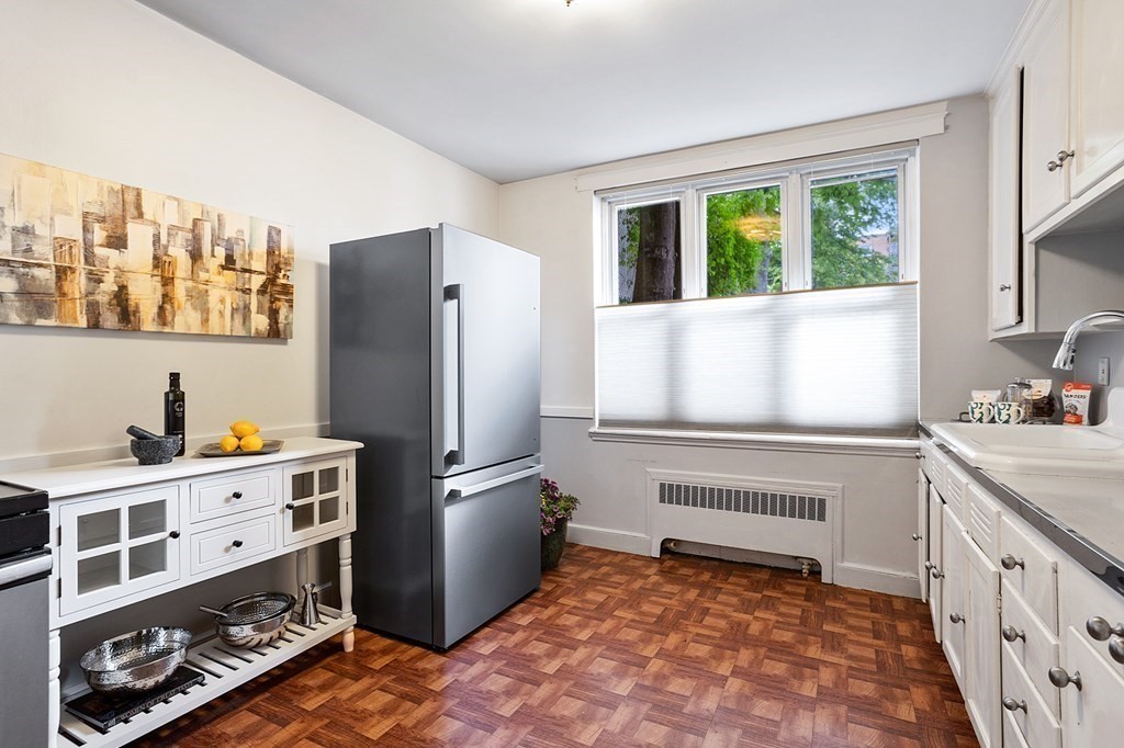 60 Sutherland Road, Unit 1 Boston, MA 02135 - Photo 19 of 25 Gallery Image 19