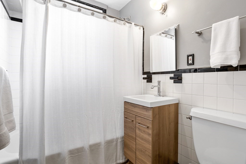 60 Sutherland Road, Unit 1 Boston, MA 02135 - Photo 20 of 25 Gallery Image 20