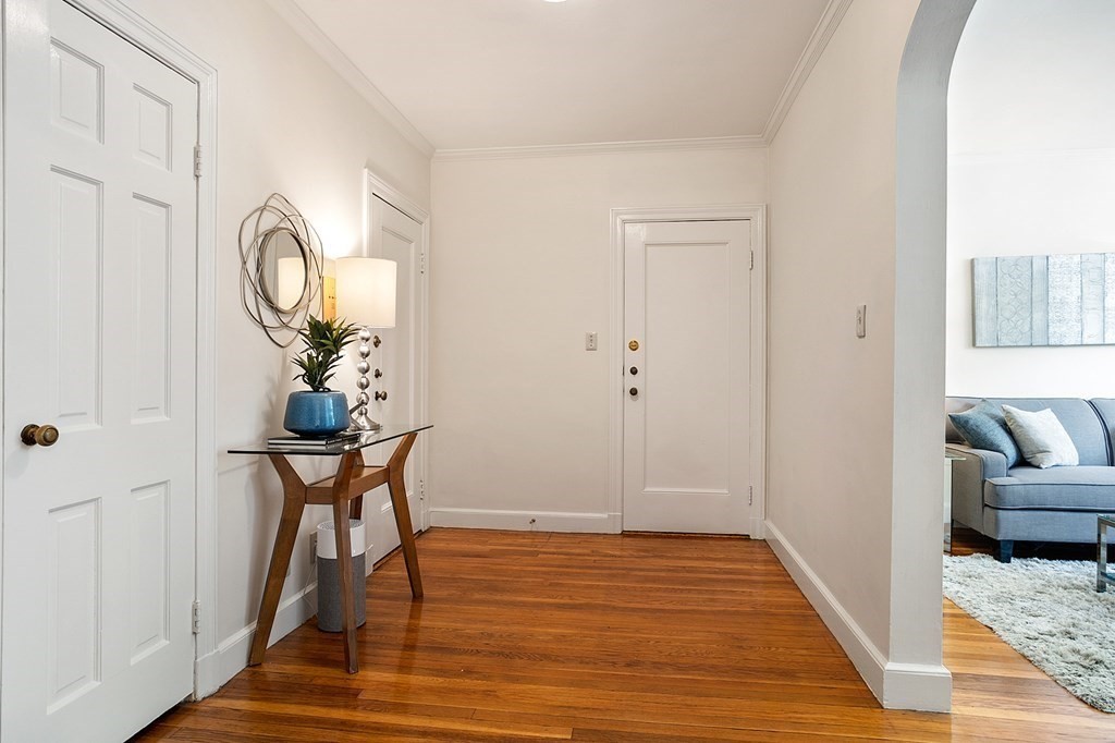 60 Sutherland Road, Unit 1 Boston, MA 02135 - Photo 5 of 25 Gallery Image 5