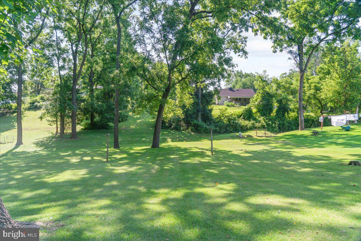 134 Lake Road Phoenixville, PA 19460 - Photo 6 of 44 Gallery Image 6