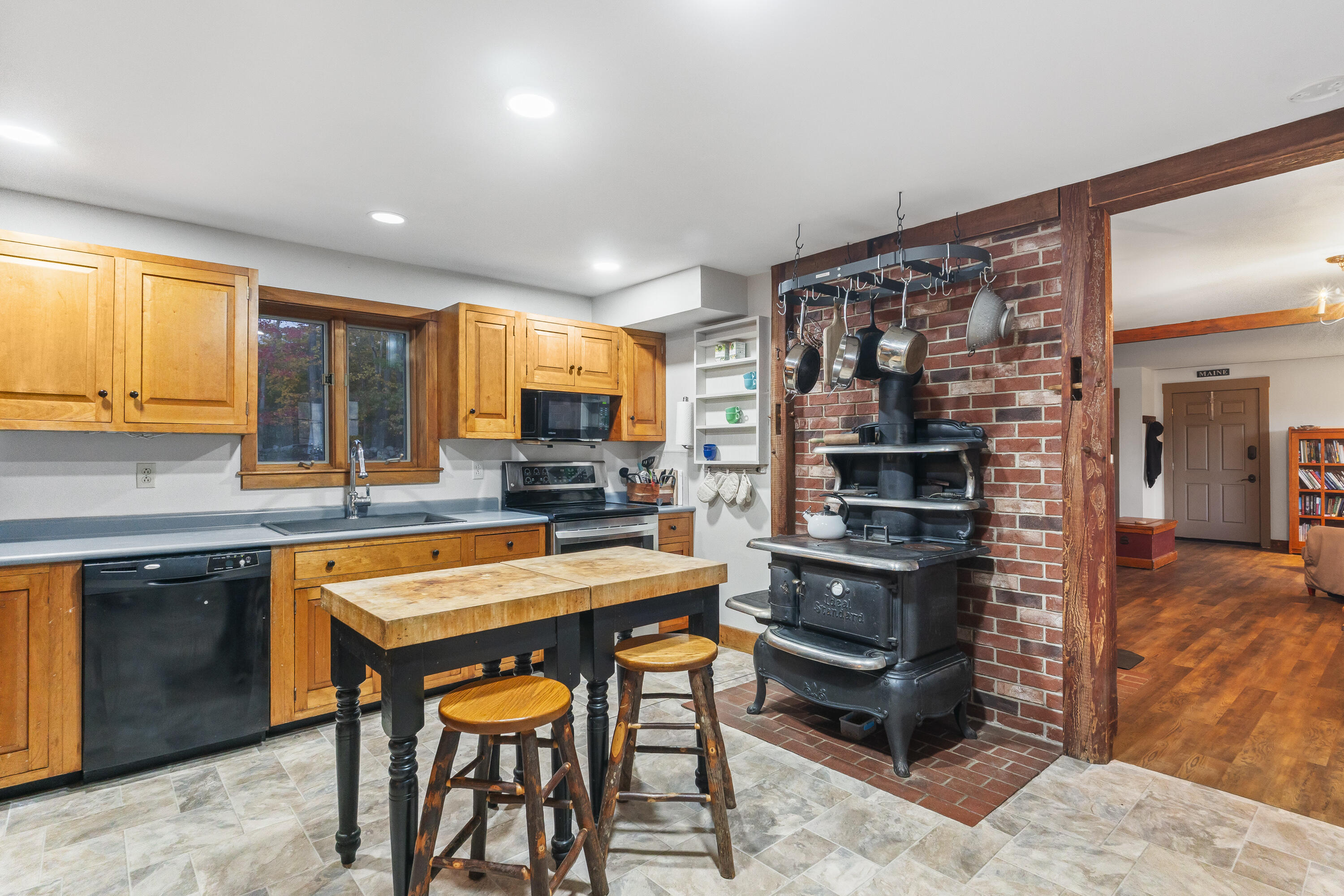 1588 Pond Road Mount Vernon, ME 04352 - Photo 15 of 90 1588 Pond Rd_121