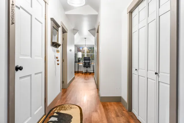 $1,335,000 | 1588 Pond Road, Mount Vernon, ME 04352