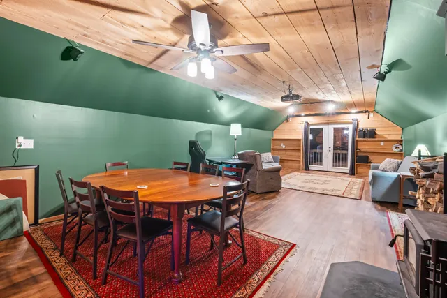 $1,335,000 | 1588 Pond Road, Mount Vernon, ME 04352