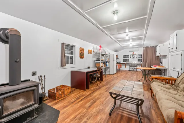 $1,335,000 | 1588 Pond Road, Mount Vernon, ME 04352