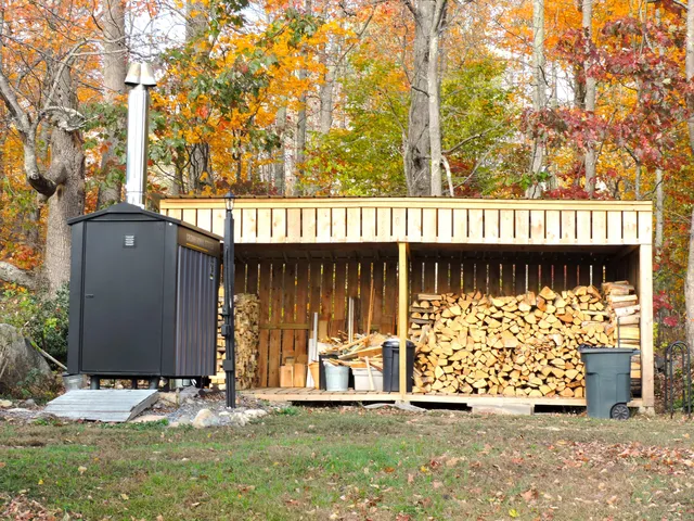 $1,335,000 | 1588 Pond Road, Mount Vernon, ME 04352