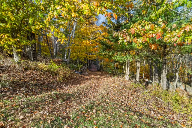 $1,335,000 | 1588 Pond Road, Mount Vernon, ME 04352