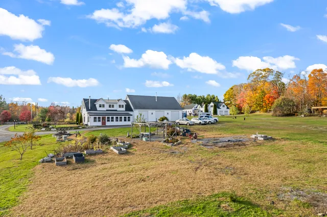 $1,335,000 | 1588 Pond Road, Mount Vernon, ME 04352
