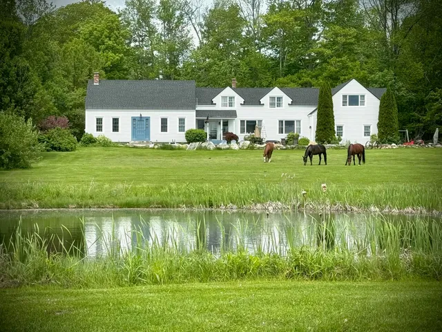 $1,335,000 | 1588 Pond Road, Mount Vernon, ME 04352
