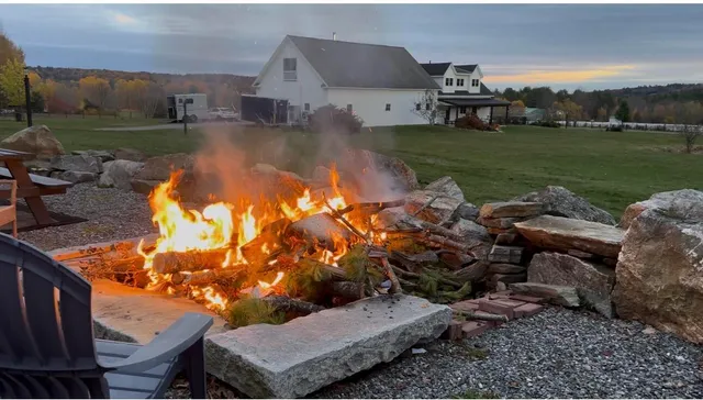 $1,335,000 | 1588 Pond Road, Mount Vernon, ME 04352